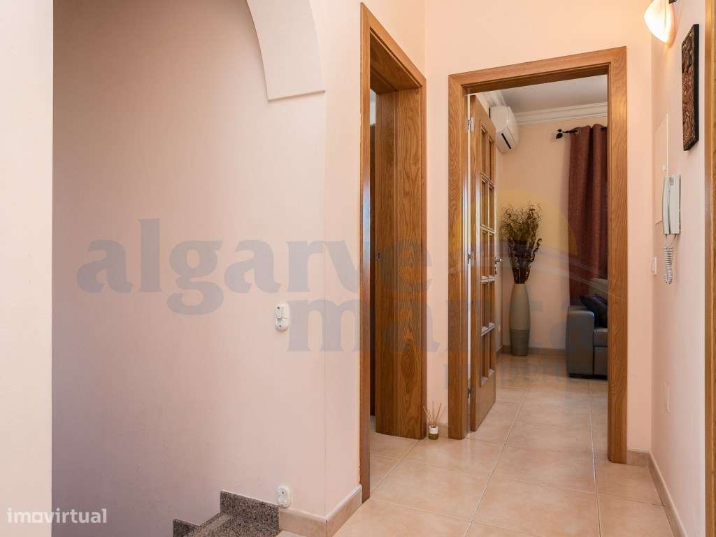 Andar de Moradia T2+1 perto da Praia da Lota, Algarve-19