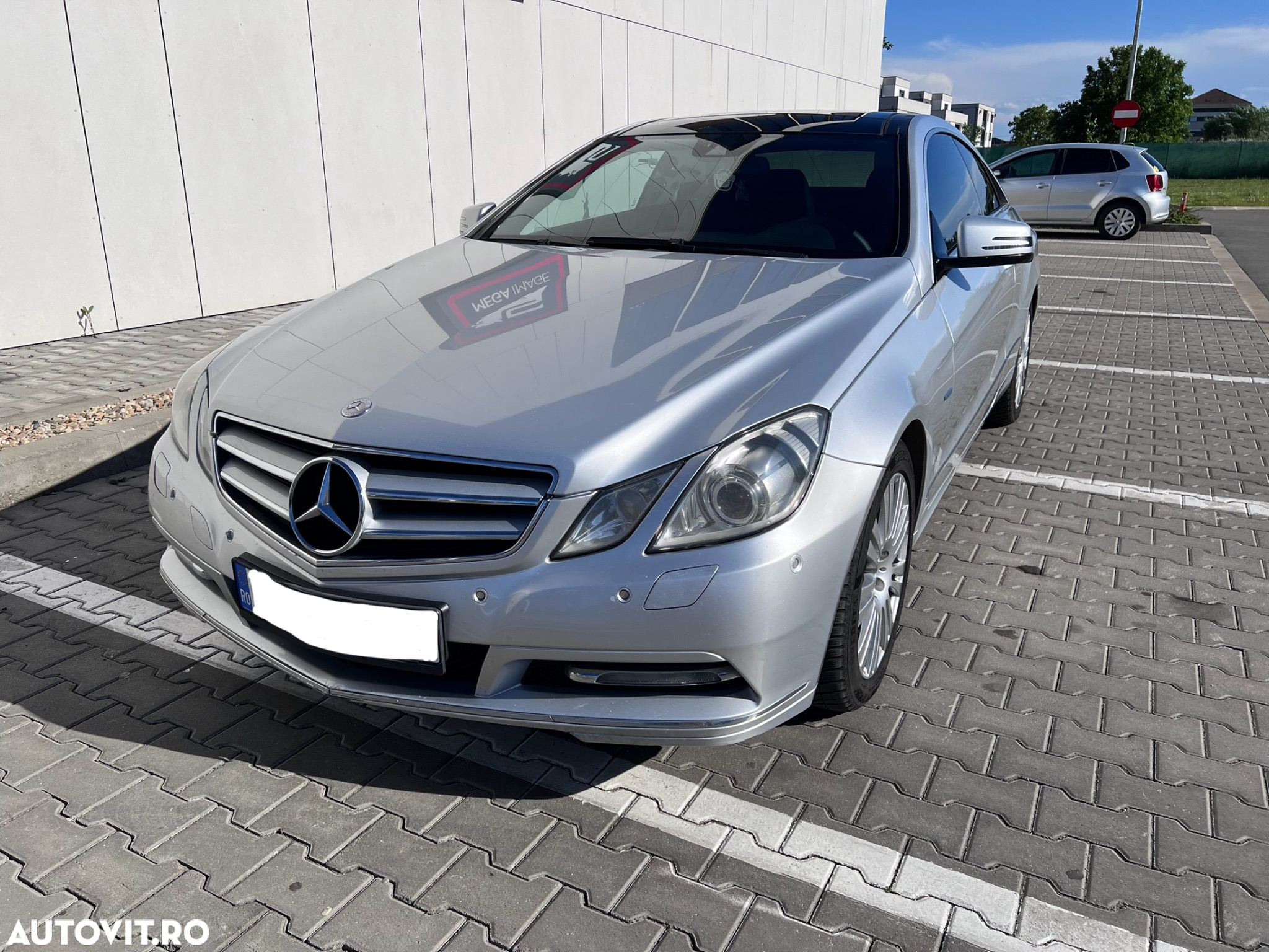 Mercedes-Benz E 220 CDI BlueEfficiency - 8