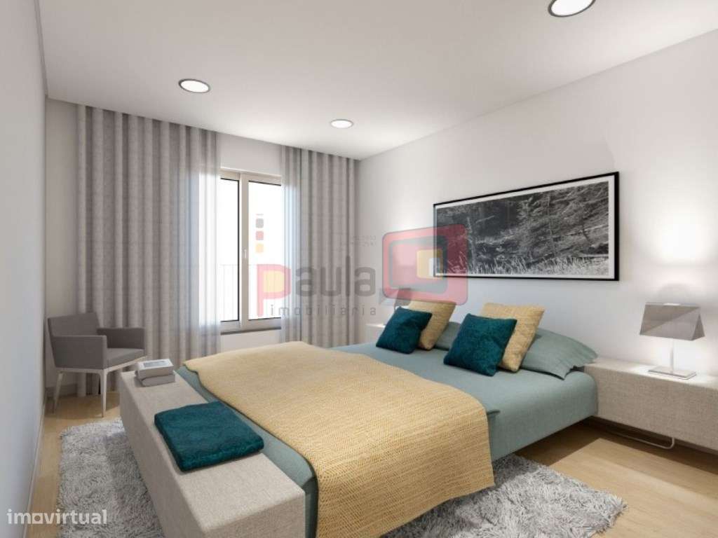 APARTAMENTO T4 DUPLEX NOVO - MONTIJO-7