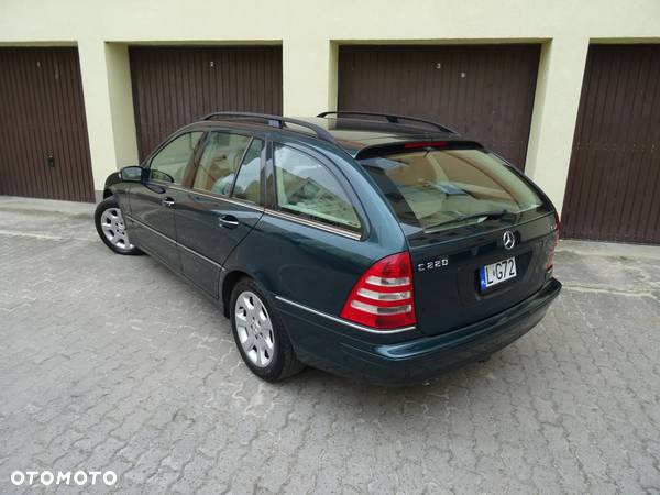 Mercedes-Benz Klasa C 200 CDI Elegance - 4