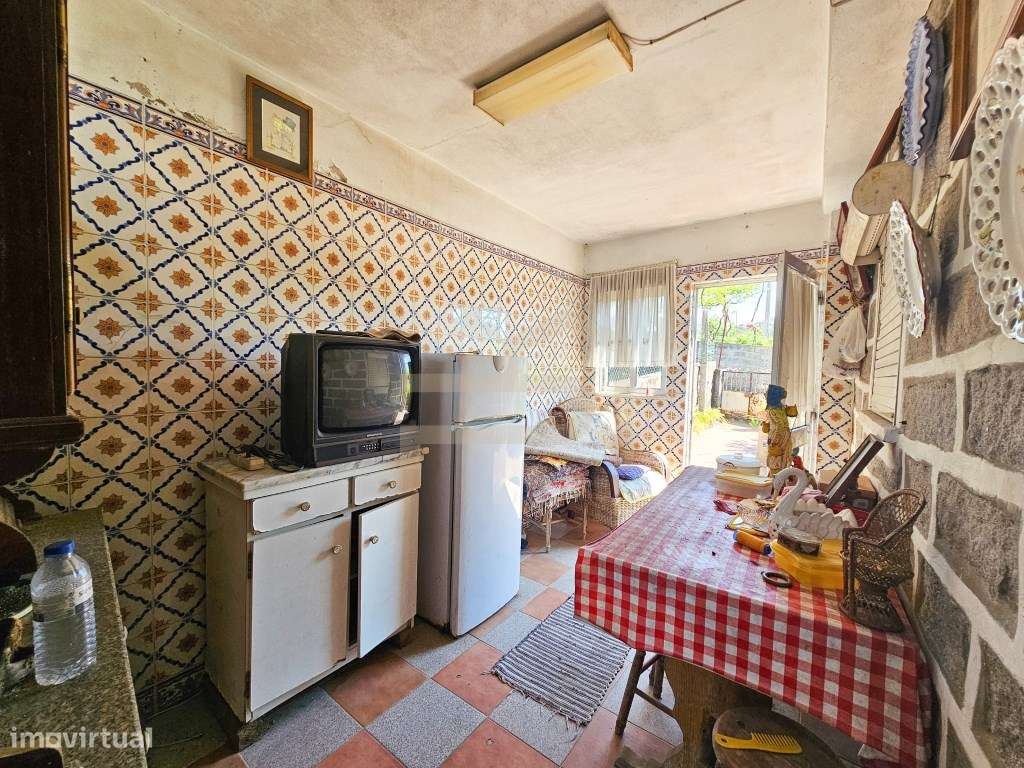 Moradia para Restauro em Mouquim-7