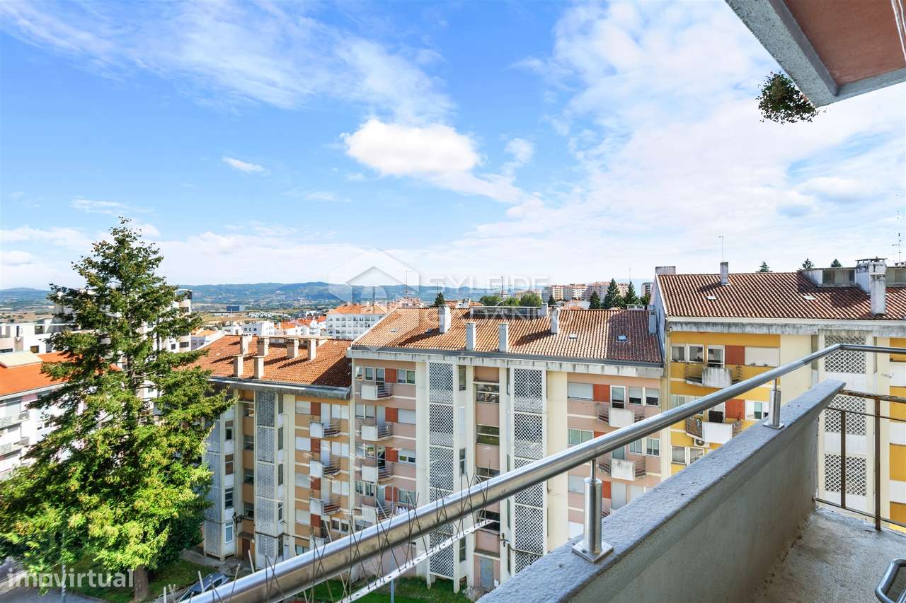 Apartamento T3 à Venda na Covilhã - Bloco Estrela-11