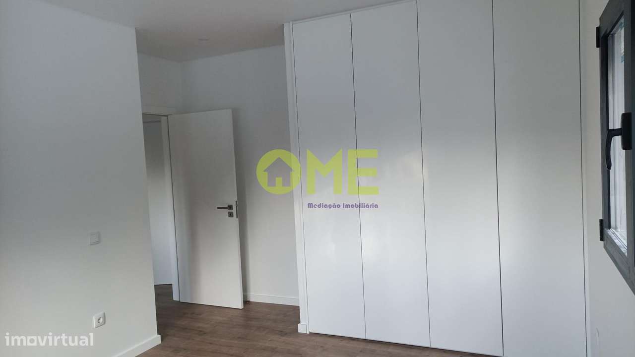 Moradia Térrea Moderna T3!-14