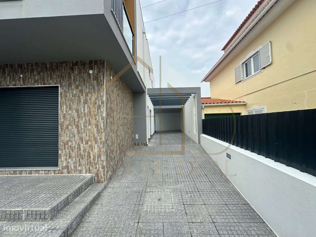 PRONTA! Moradia T3 com Pérgola. Pinhal do General. Fernão Ferro - Grande imagem: 3/38