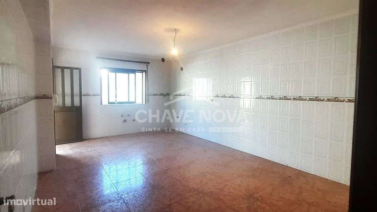 Moradia Isolada V3 c/ Garagem Box em Serzedo-29