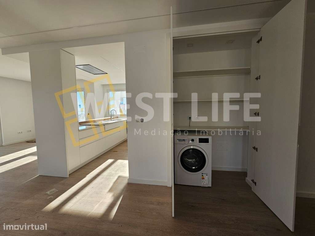 Penthouse T3 com 3 suítes e terraço com magnifica VISTA MAR - Ericeira-11