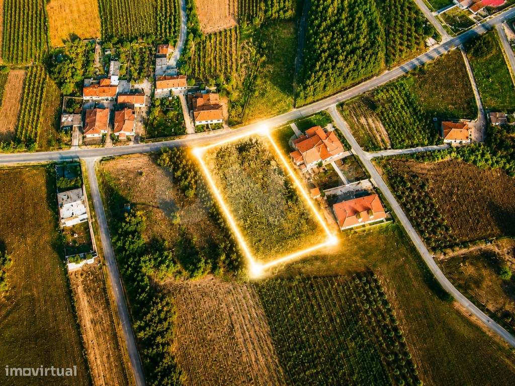 Terreno Urbano com 1.653 m2-6