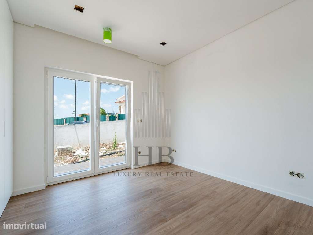 Exclusiva Moradia T3 Térrea com Jardim Privativo e Vista Serra |Fai...-52
