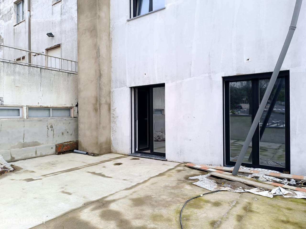 Moradia T4 C/terraço em Alfragide-9