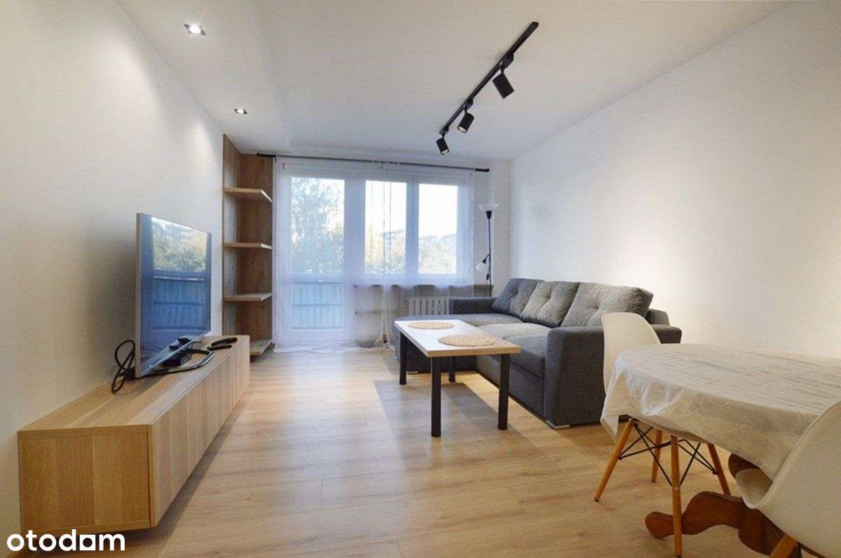 Atrakcyjne 2 pok. (salon + sypialnia), po remoncie