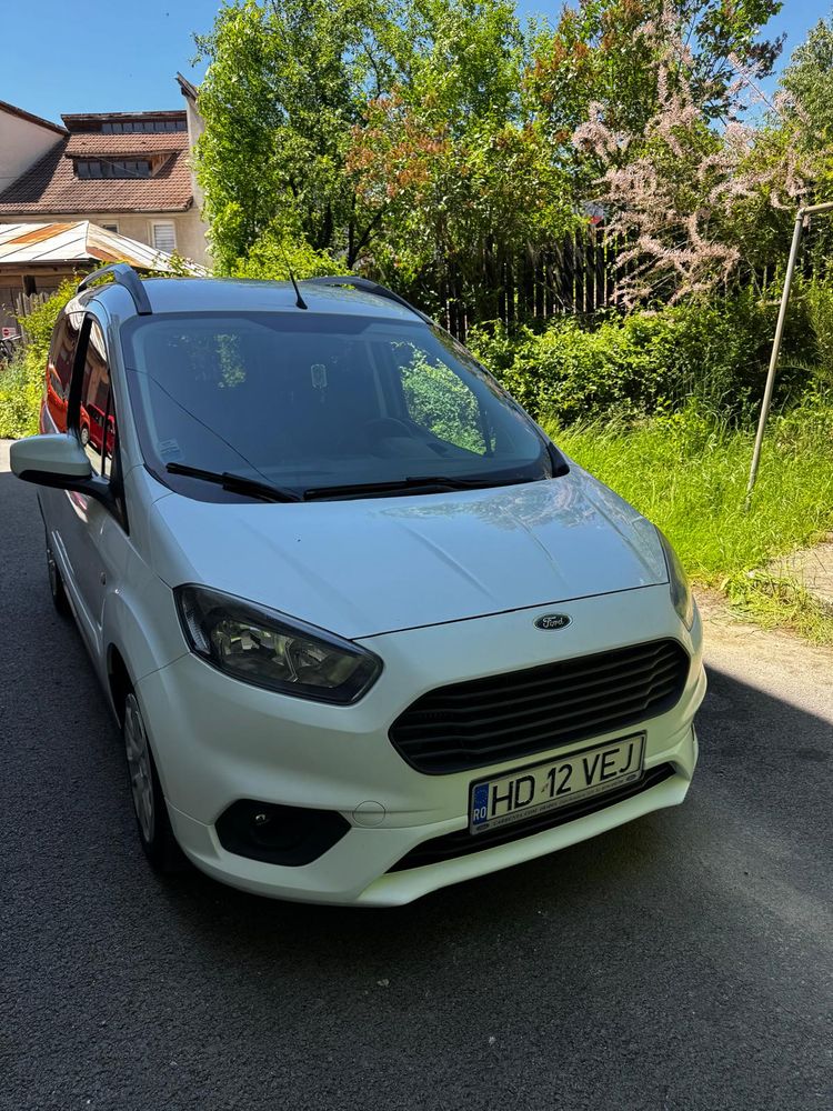 Ford Tourneo Courier 1.0 EcoBoost Trend 2018
