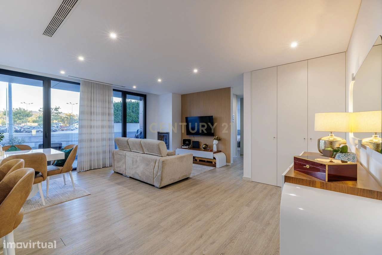Apartamento Premium em Nogueira e Silva Escura, Maia-8
