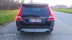 Volvo XC 70 D5 AWD Momentum - 6