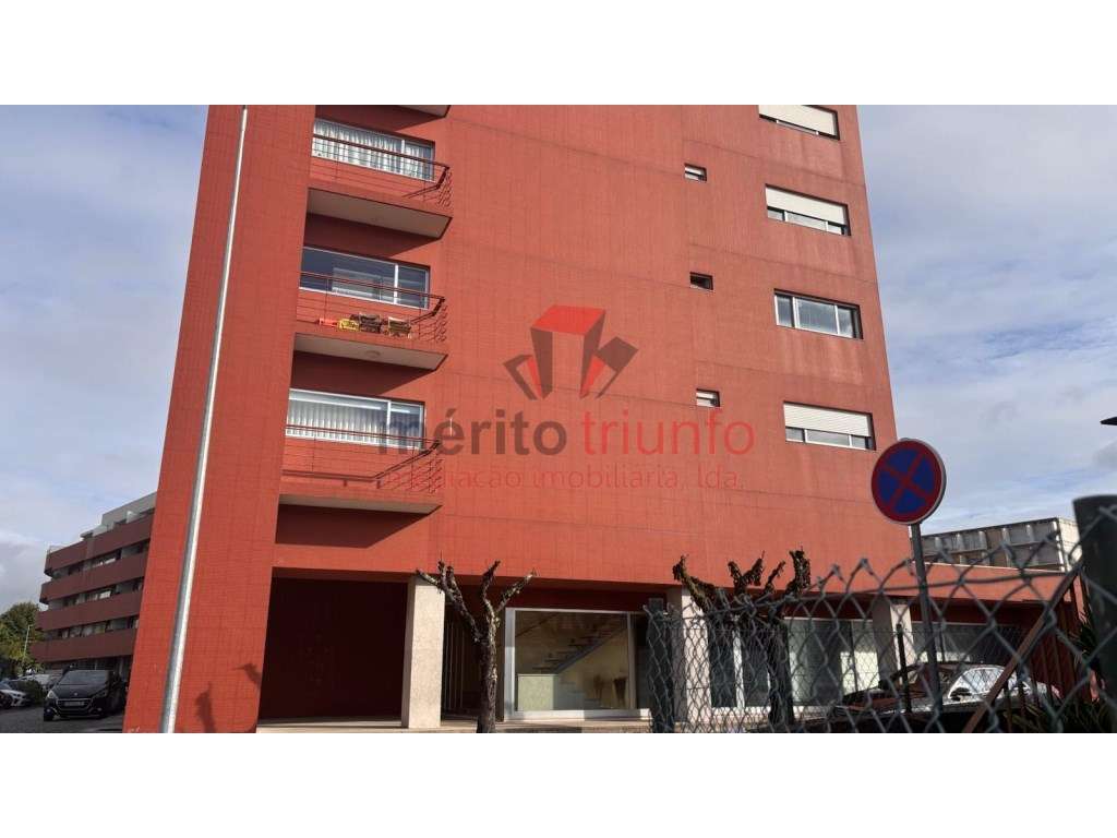 Oferta da escritura e Registo - Ap. T3 - Vila das Aves - Grande imagem: 2/20