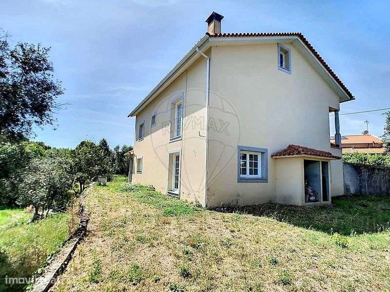 Moradia T4 Albergaria - Carregal do Sal - Grande imagem: 4/12