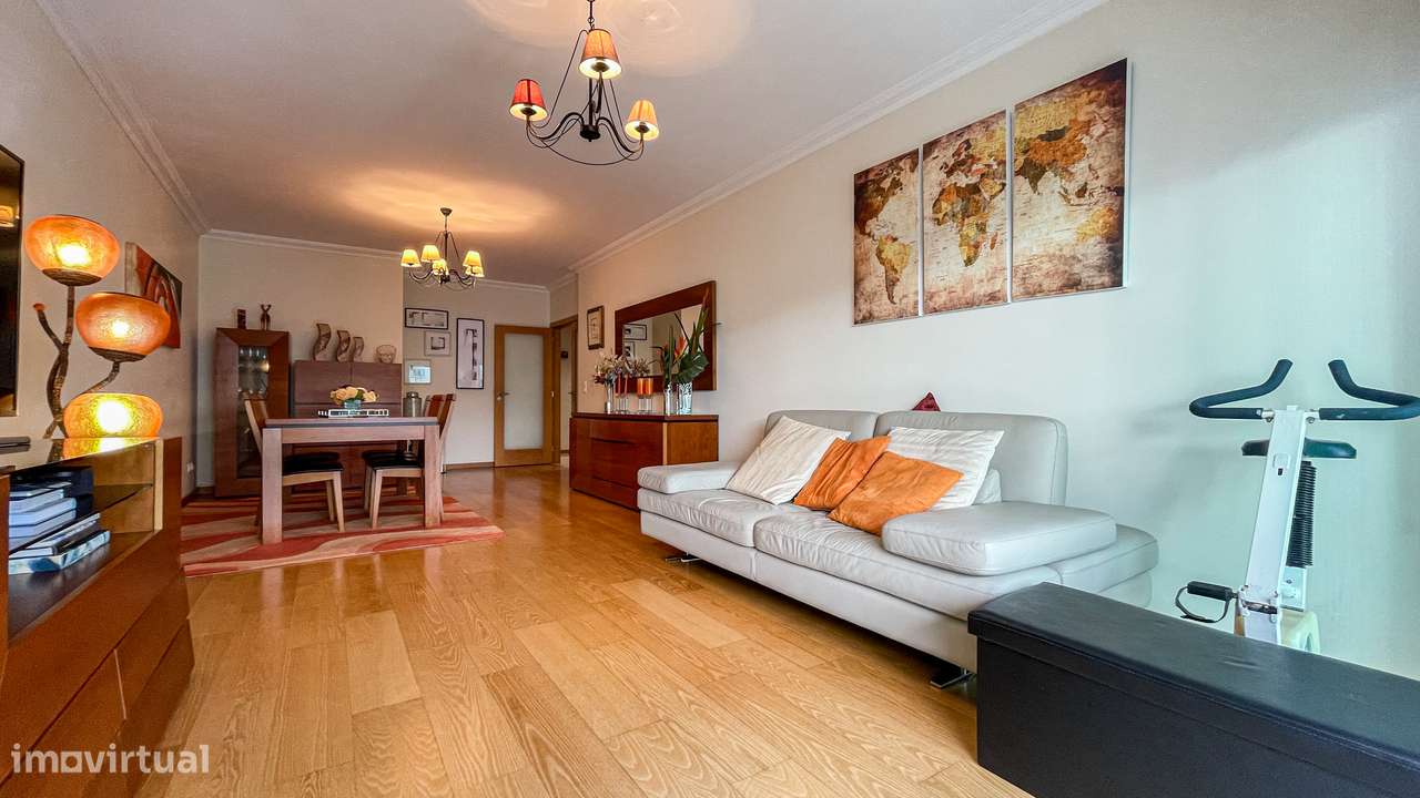 Apartamento T2 - Monte do Estoril - Box 2 Carros - Grande imagem: 4/28