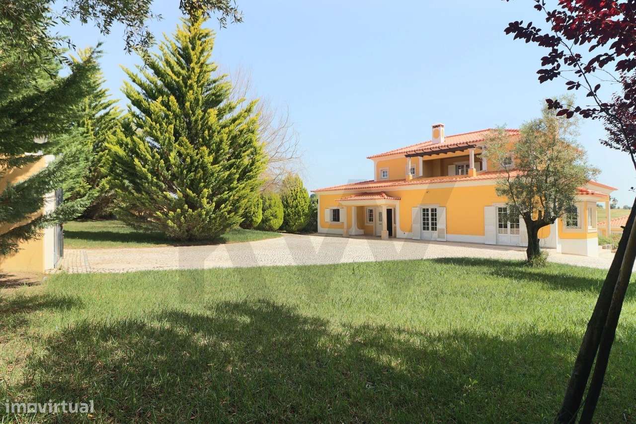 Moradia de Luxo com Piscina e Vistas Panorâmicas | Moçarria, Santarém-53