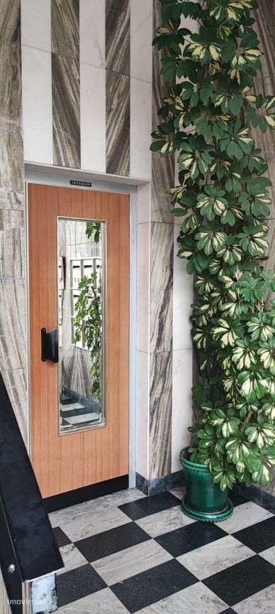 T7 na Av. Rainha Dona Amélia | 165 m2 | Lisboa - Grande imagem: 5/7