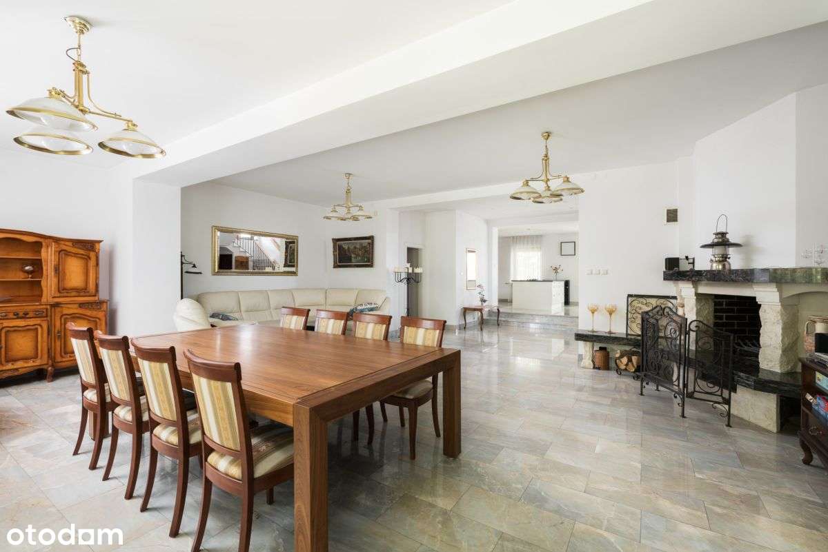 Przestronny dom dla rodziny z pięknym ogrodem-8