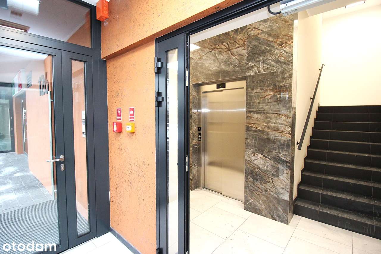 Krzyki/Borek/ŚlężnaVita,3pok,tarasSE,1piętro,garaż,komórka,winda,2024r-2