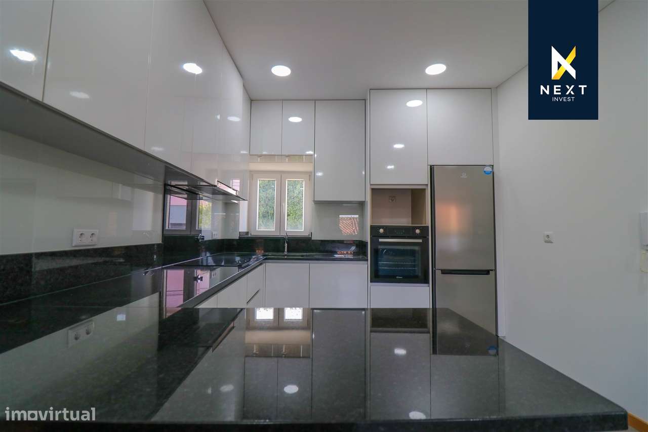 Moradia Remodelada T3 + 1 com garagem fechada - Grande imagem: 3/25