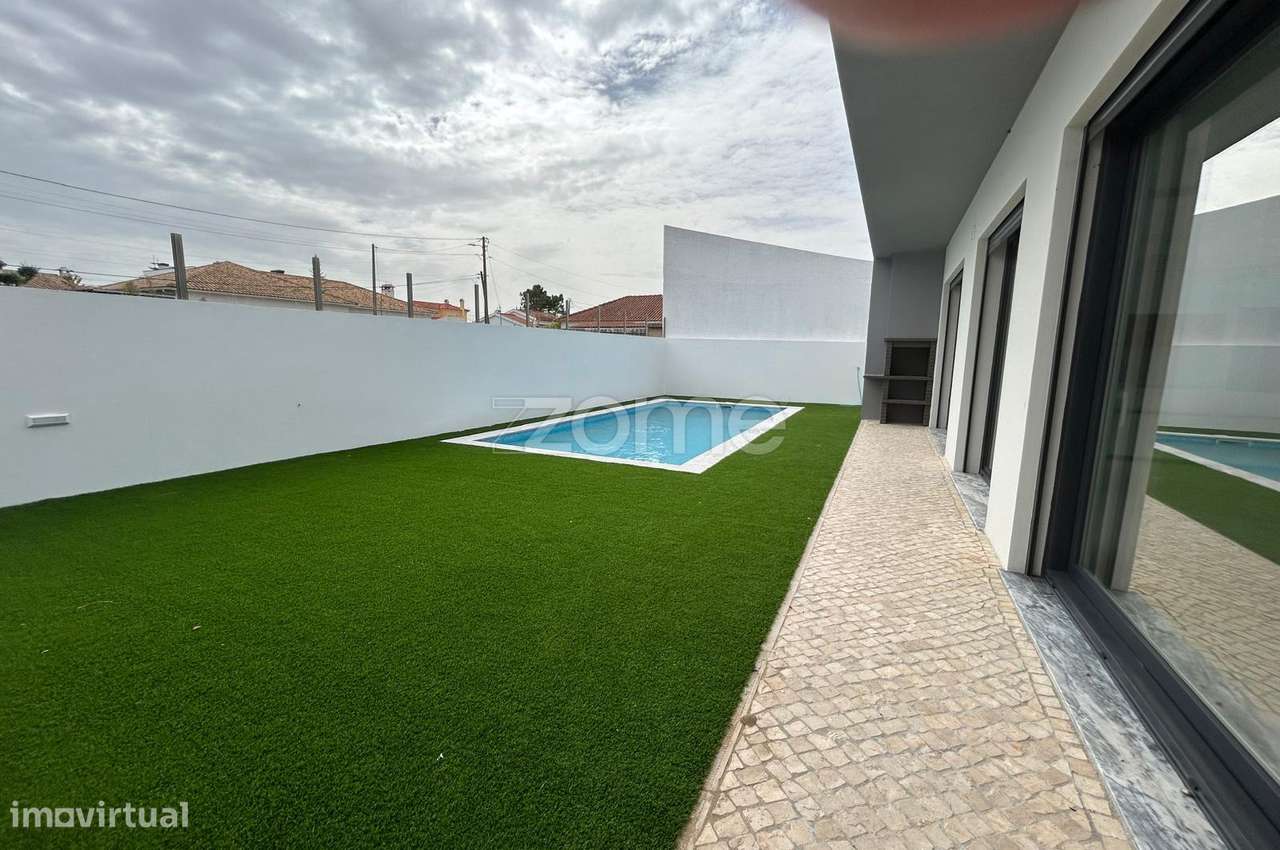 Moradia T4 Térrea em lote de 527m2 - Azeitão-37