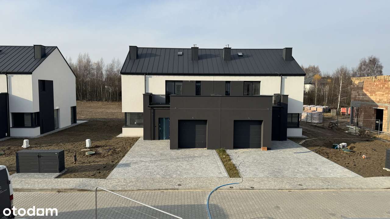 Nowe domy w Nowosolnej z furtką do lasu-7