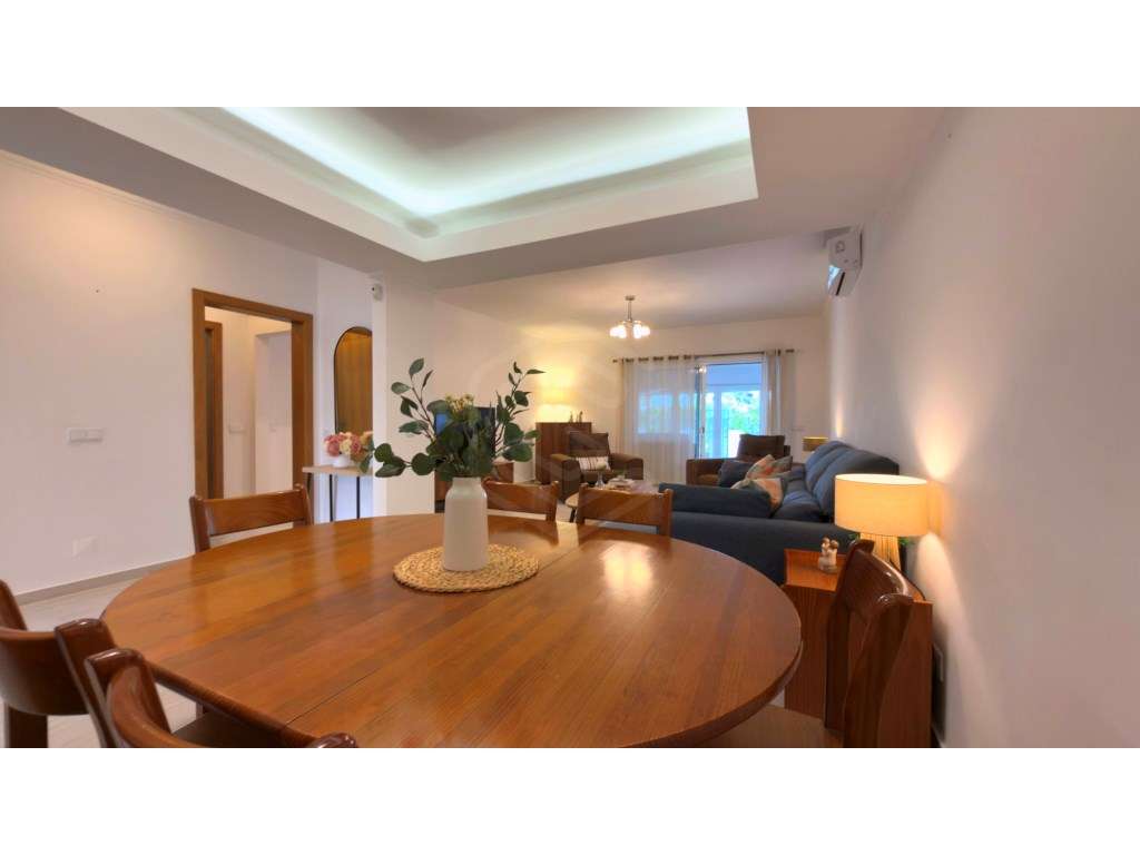 Moradia T3 com boa exposição solar em Zona Tranquila, Algarve - Grande imagem: 4/60