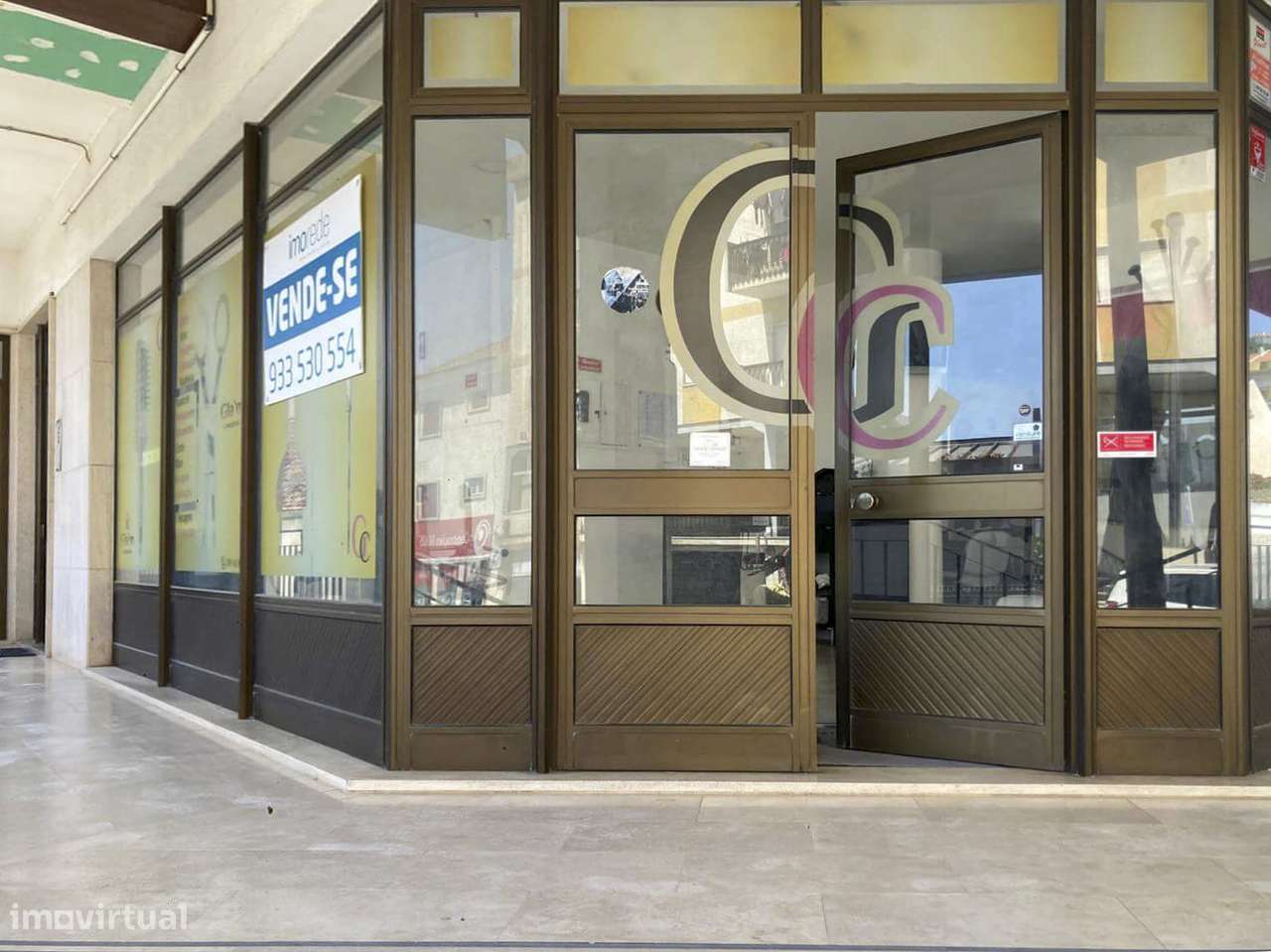 Loja com Potencial para 2 Apartamentos - Grande imagem: 2/8