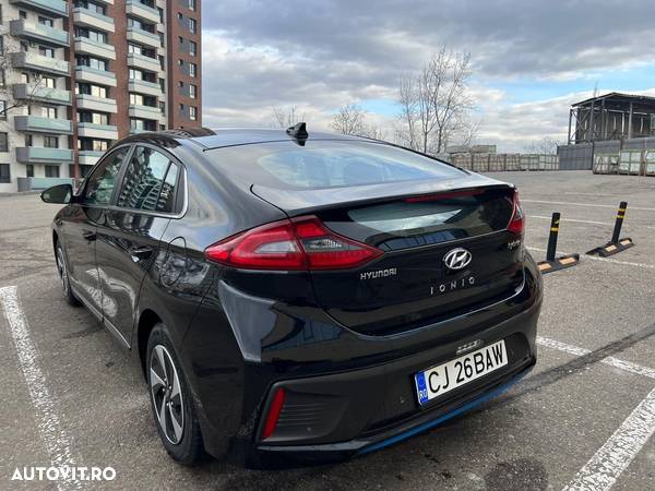 Hyundai IONIQ - 5