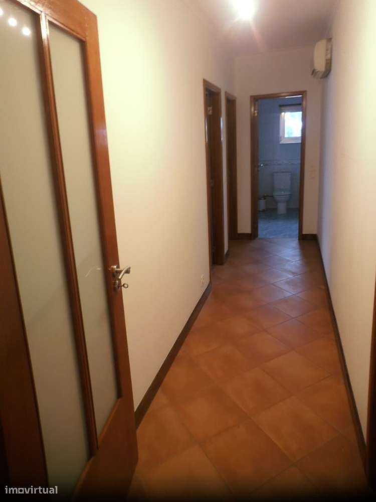 Apartamento T2 com garagem - Meadela - Viana - Grande imagem: 5/5