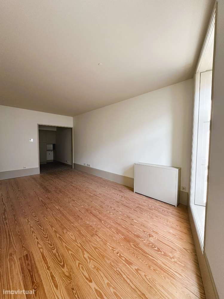 Arrendamento de Apartamento T1 na rua de Mouzinho da Silveira, 171 - Grande imagem: 4/10