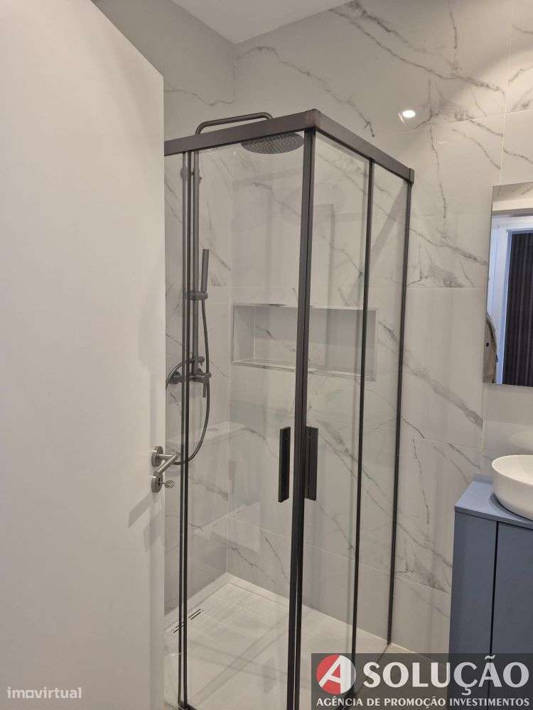 Andar Moradia em Banda em Oliveira do Douro-18