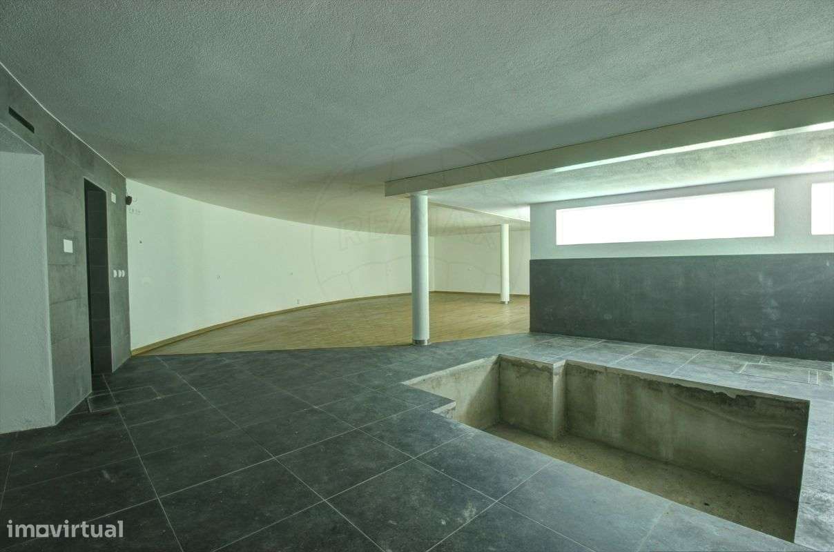 Moradia T4 para venda-33