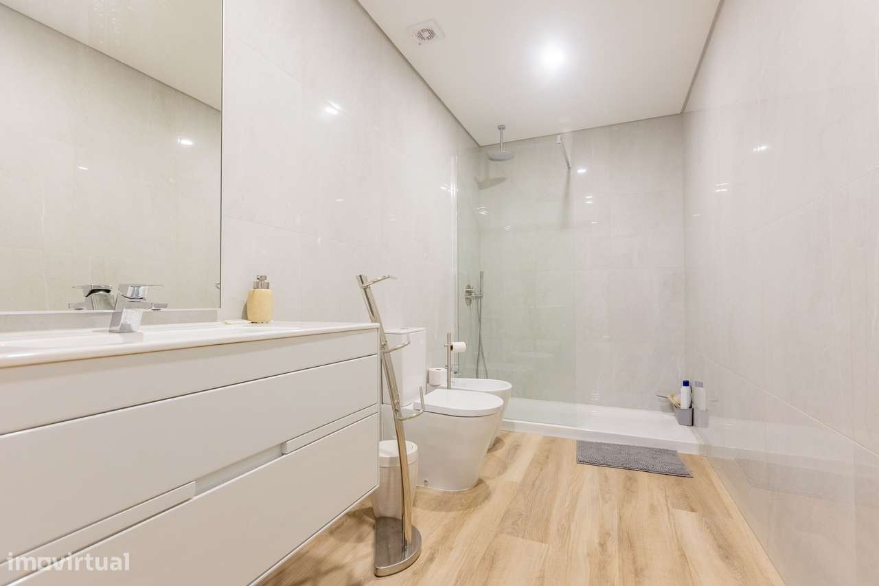 Apartamento T1 - Rua do Peru - Grande imagem: 2/20