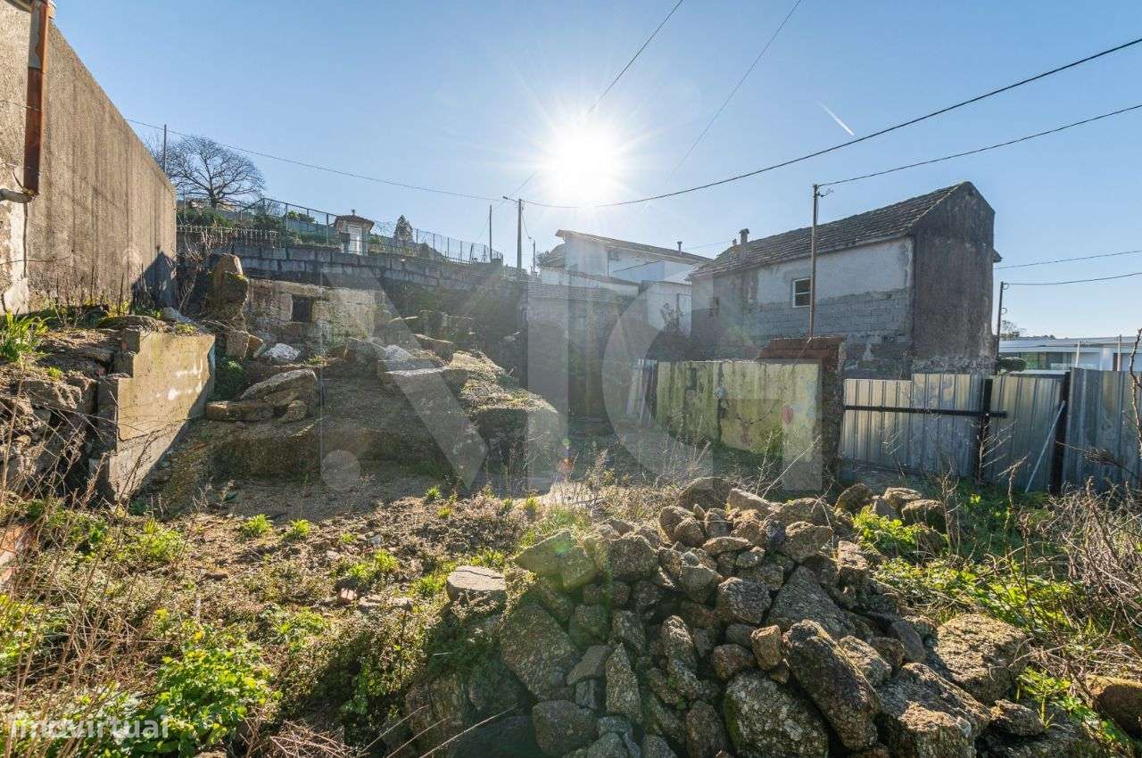 Moradia em Ruínas para Recuperar, em Penafiel - Grande imagem: 5/22