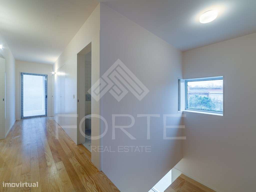 T3 com Piscina em Plena Cidade de São João da Madeira-30