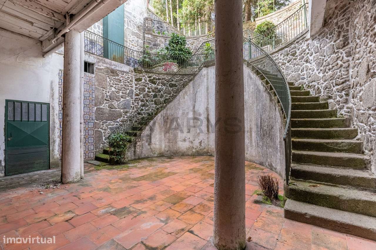 Prédio histórico no coração do centro de Braga! - Grande imagem: 3/31
