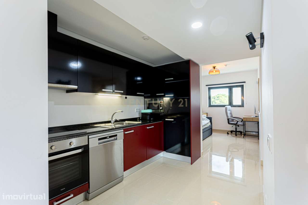 Apartamento T1+1 no Palmela Village com Piscina e 2 Lugares de Estacio-12