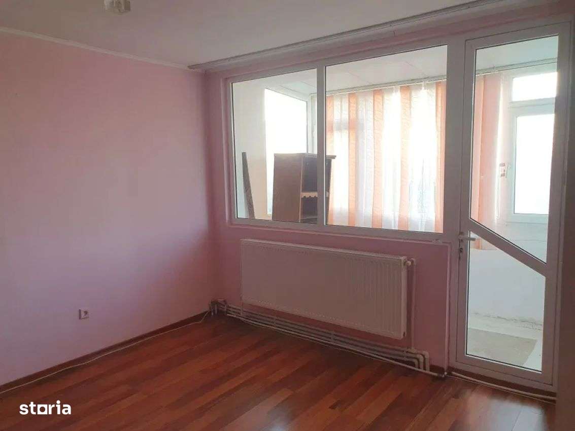 Apartament cu 2 camere in Tiglina 1 - Imagine principală: 2/8