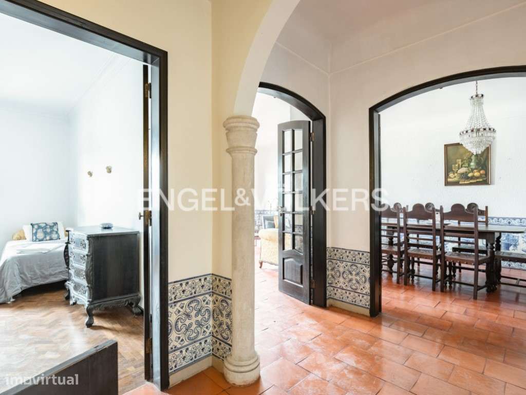 Excelente moradia T6 com AL situada no centro de Almeirim-7