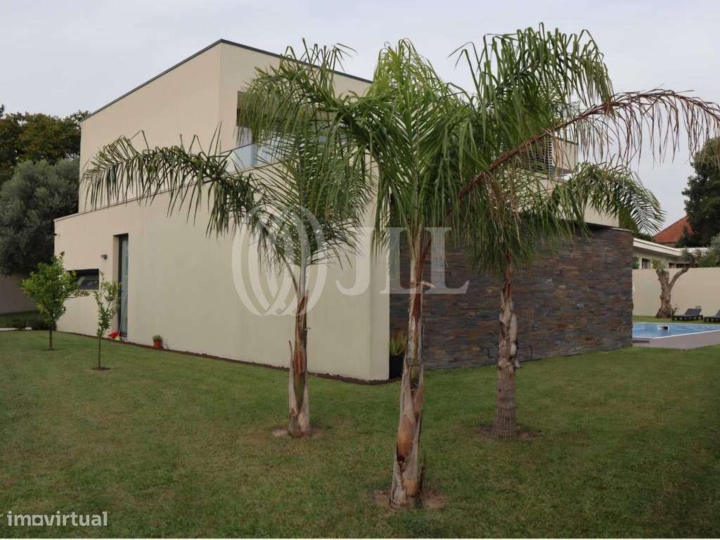 Moradia T4 com piscina em Vila Nova de Famalicão, Braga - Grande imagem: 4/10
