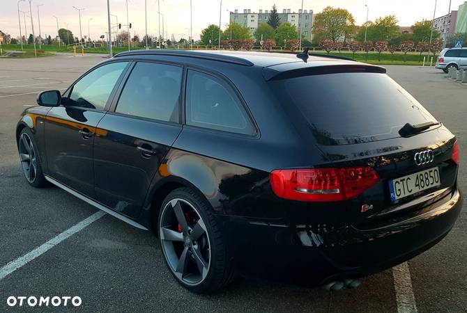 Audi A4 Avant 2.0 TDI DPF S line Sportpaket (plus) - 23