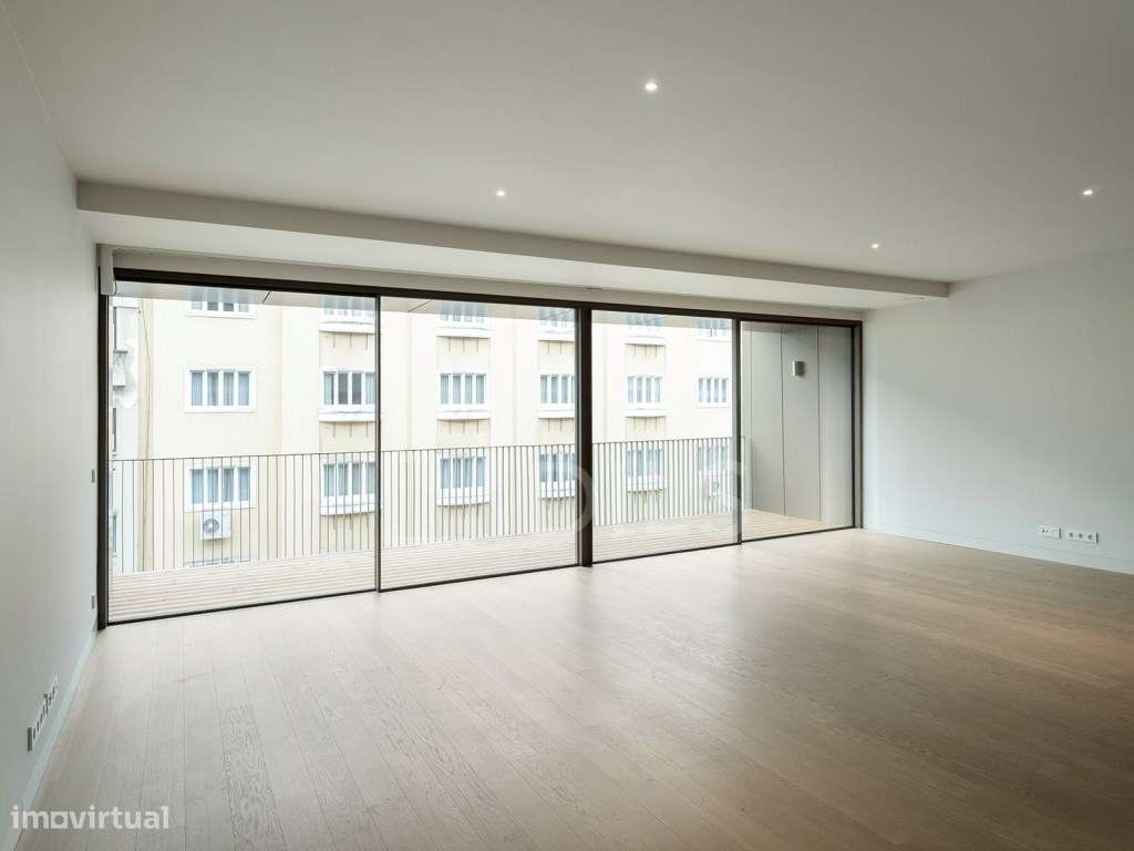 Apartamento T2 em novo empreendimento junto à Avenida da Liberdade-6