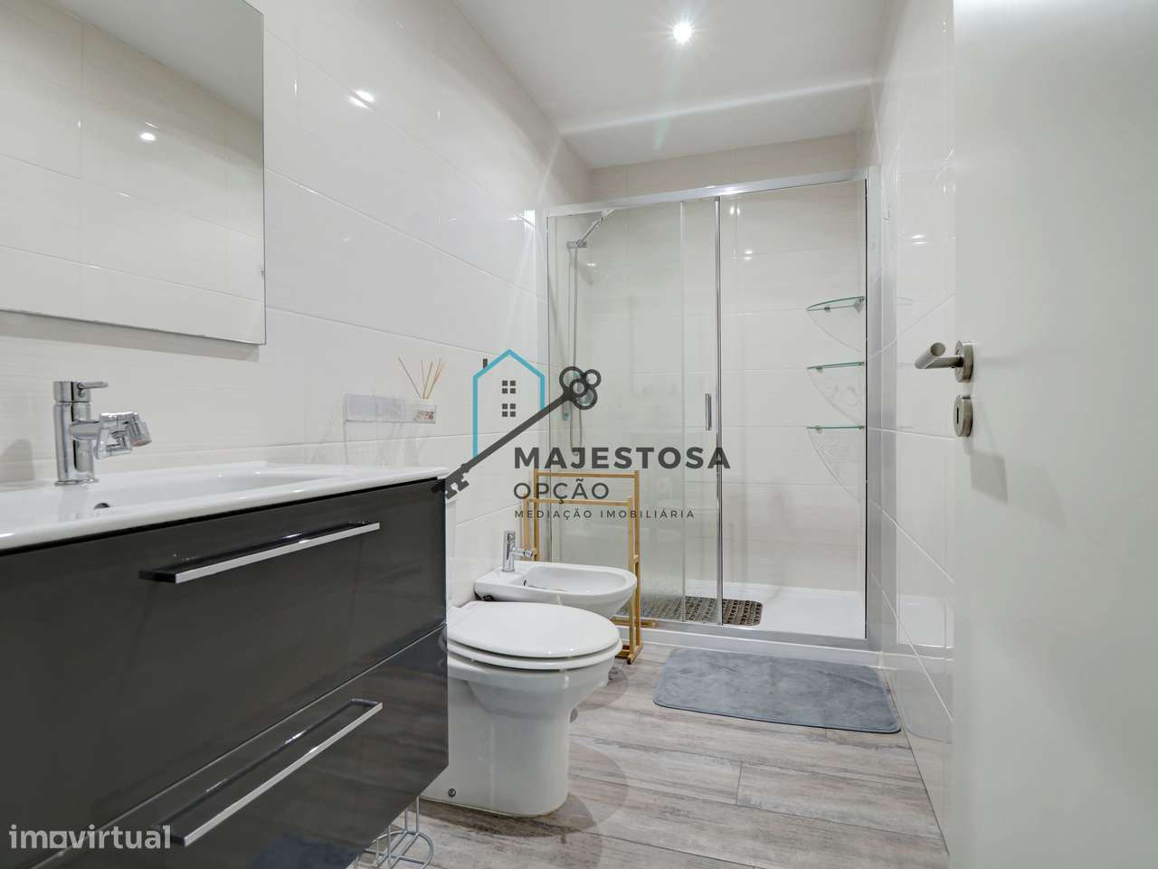 Apartamento T2 no Centro de Vila Verde-16