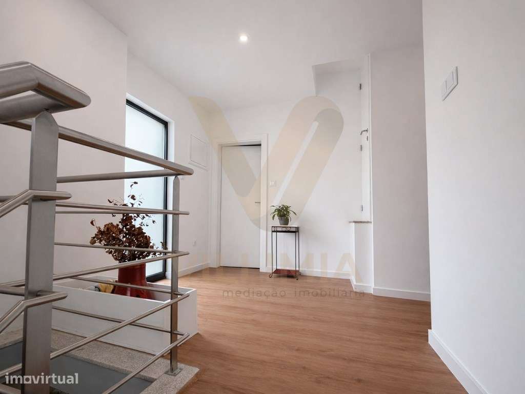 Moradia Rústica T3+2 com Piscina | Labruja - Ponte de Lima-15