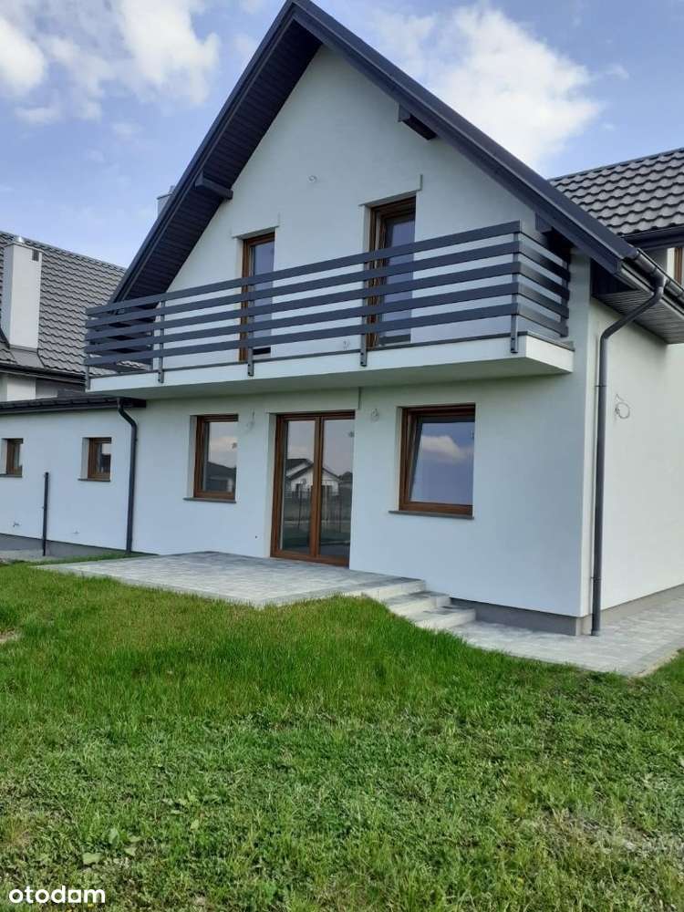 Dom na sprzedaż Toruń 130m2 powierzchnia całkowita z garażem.