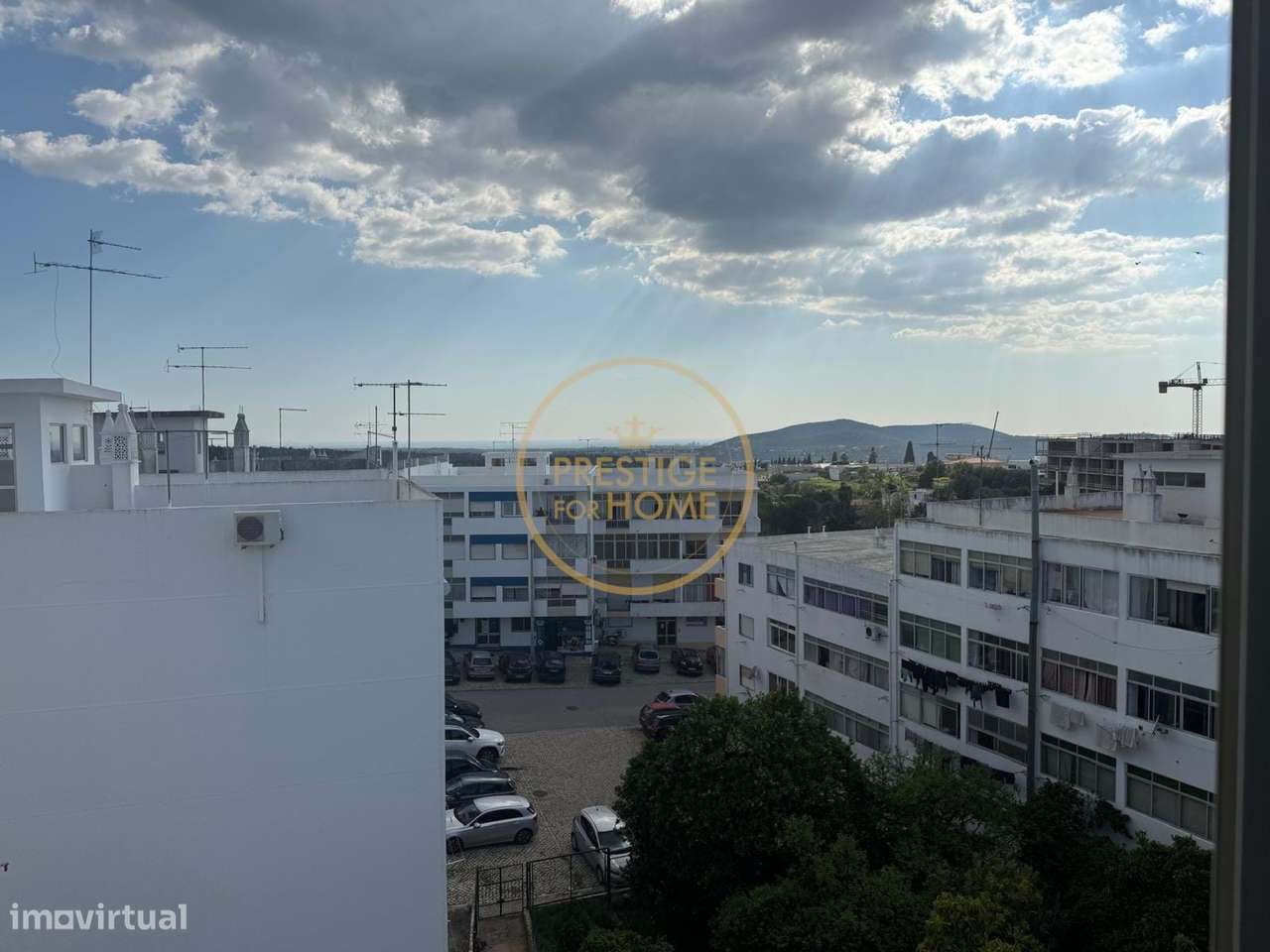 Apartamento luminoso T2 com vista mar e Serra-20