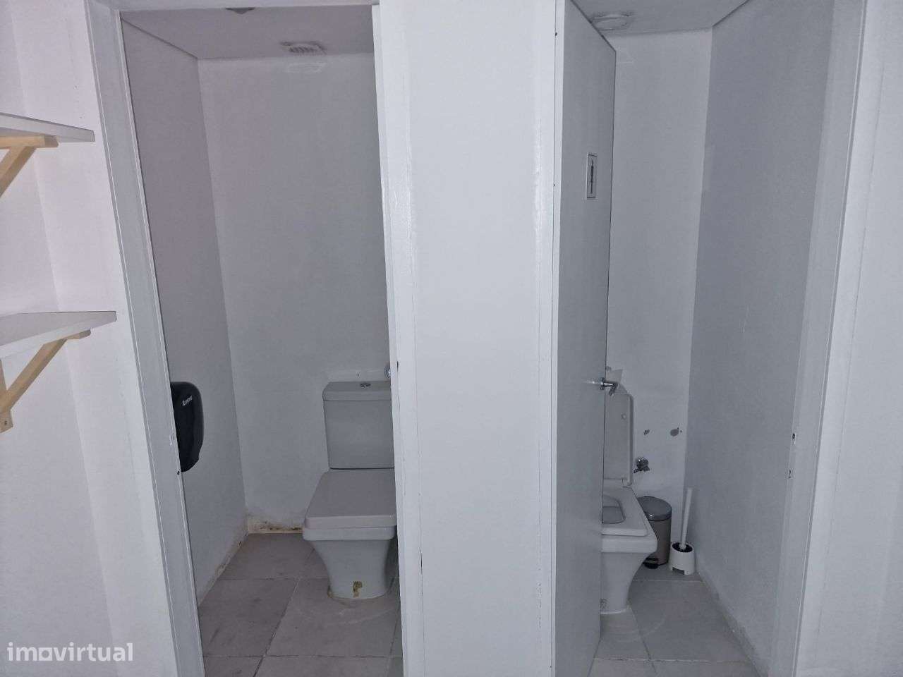 Loja com 223m2 junto á Av. da Boavista Porto-5