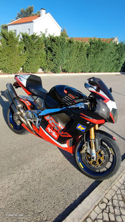 Aprilia RSV rsv mille r - 5